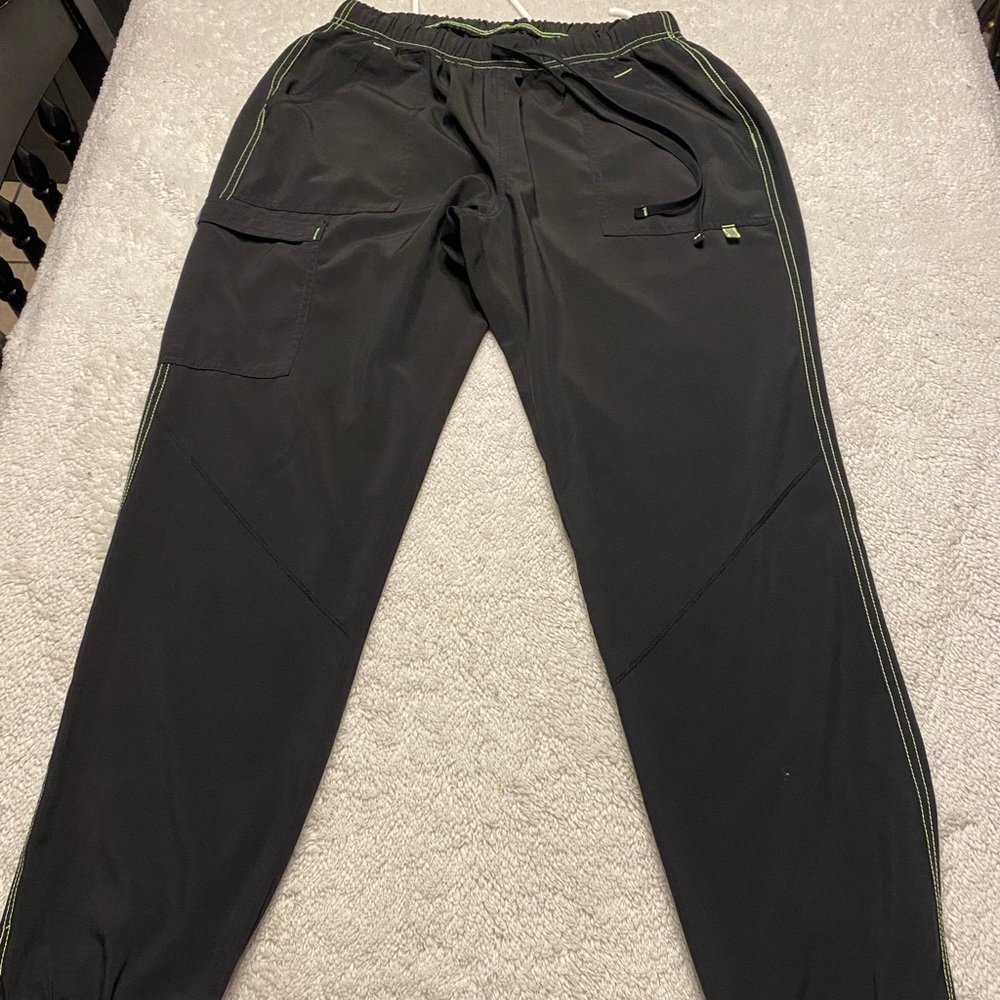 Scrubstar scrub set. Black color, size medium